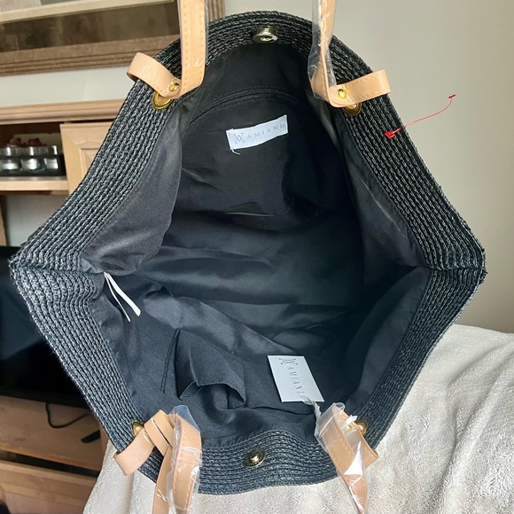 Amiani (AS IS) NWT large black/gold tote retail $200 purse - Picture 12 of 17